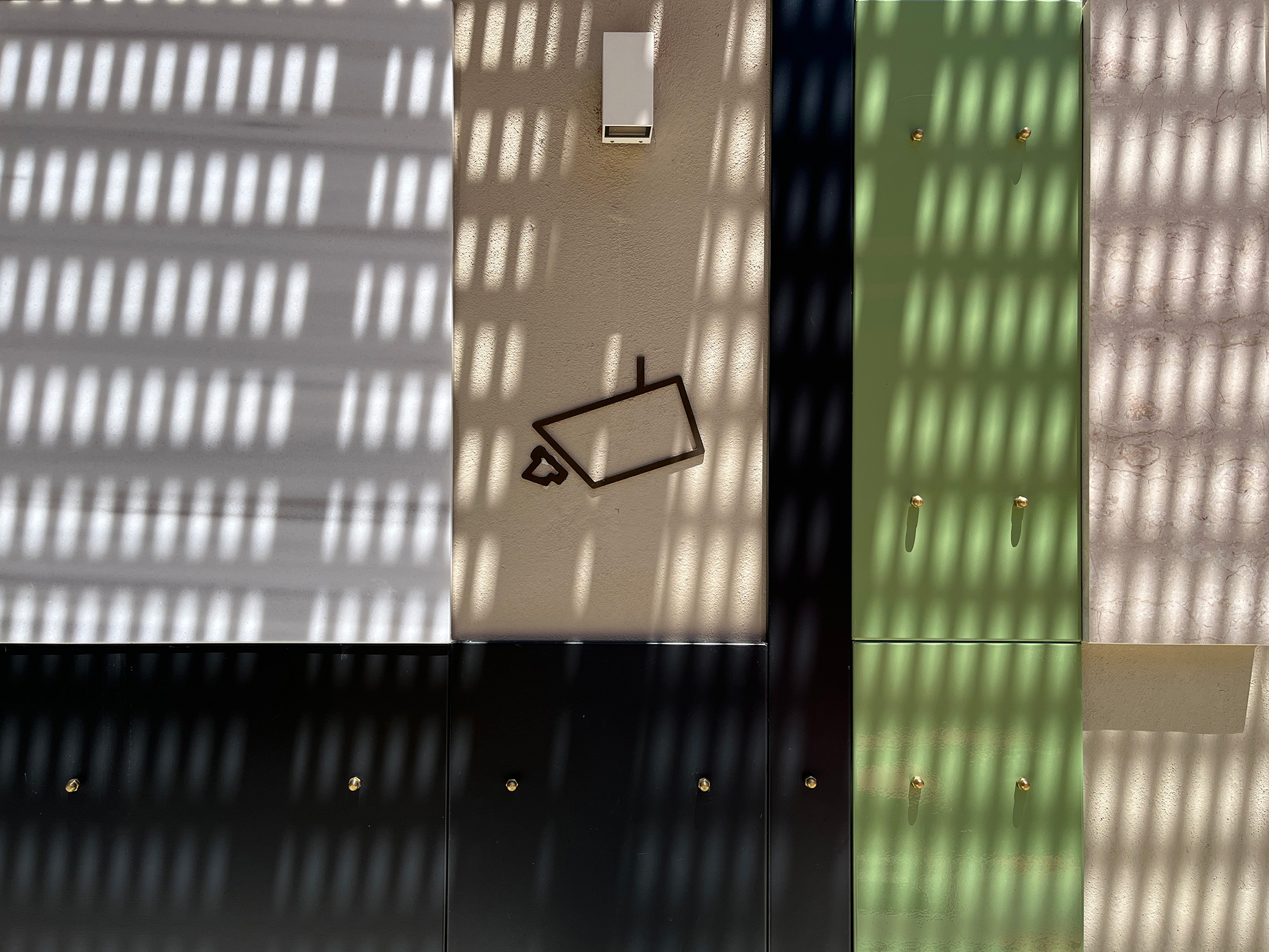 Floating Polychromes